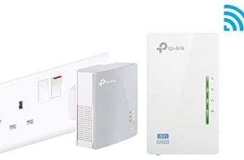 TP-Link TL-WPA4220KIT 2-Port Powerline Adapter WiFi Starter Kit, Range Extender, Broadband/WiFi Extender, WiFi Booster/Hotspot, No Configuration Required, UK Plug